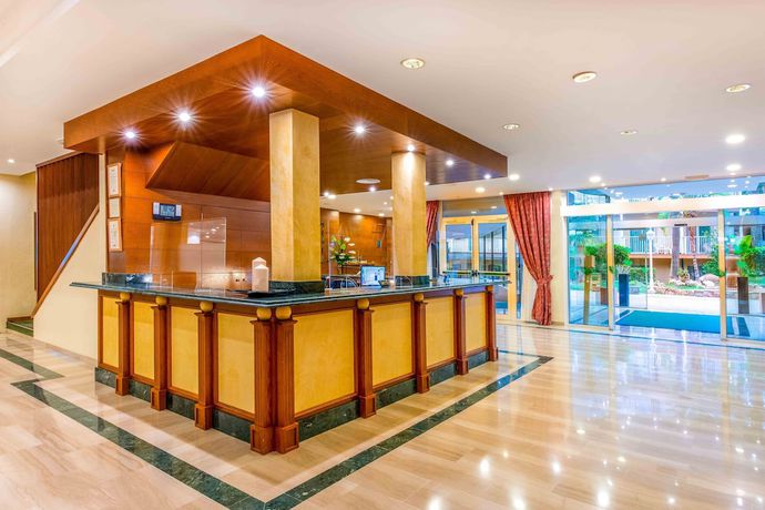 Imagen de los interiores del Hotel Valentin Reina Paguera - Adults Only. Foto 40