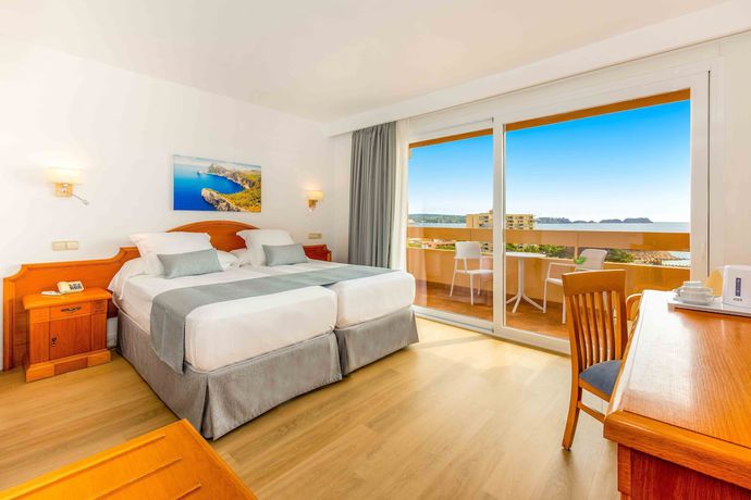 Imagen de la habitación del Hotel Valentin Reina Paguera - Adults Only. Foto 30