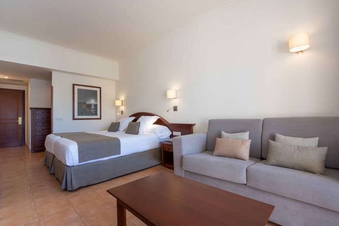 Imagen general del Hotel Valentin Sancti Petri. Foto 6