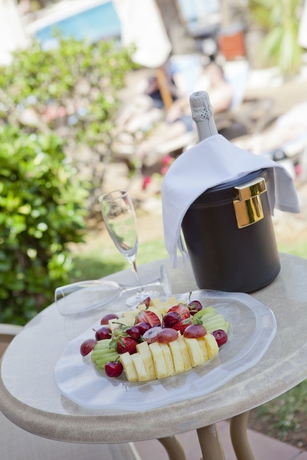 Imagen del bar/restaurante del Hotel Valentin Star Menorca - Adults Only. Foto 6