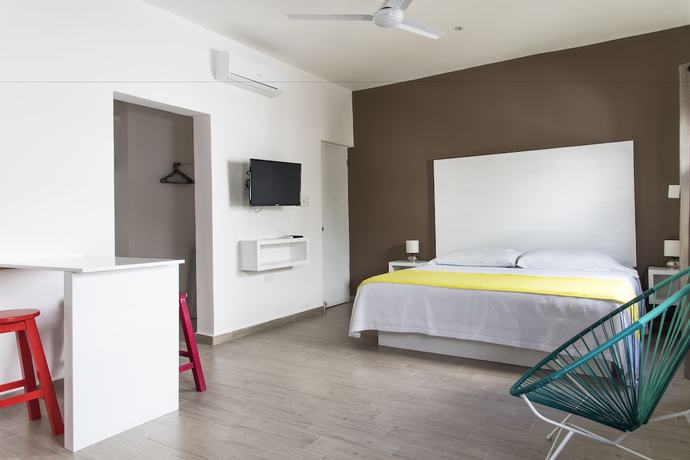 Imagen de la habitación del Hotel Valentina Suites by Las Flores. Foto 5