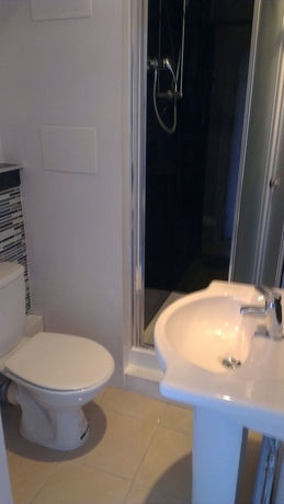 Imagen de la habitación del Hotel Valentine City Centre Guest House. Foto 11