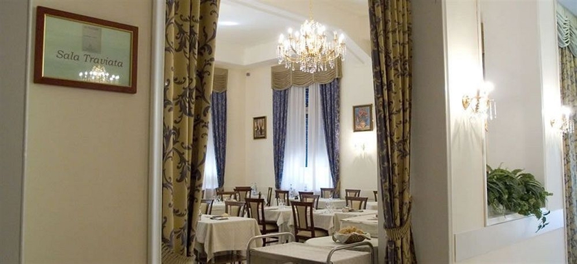 Imagen del bar/restaurante del Hotel Valentini. Foto 3