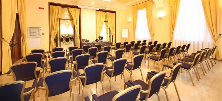 Imagen de los interiores del Hotel Valentini. Foto 12