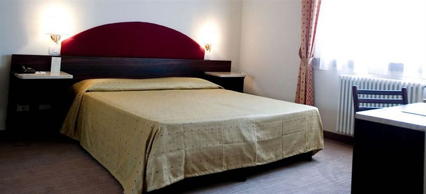 Imagen de la habitación del Hotel Valentini. Foto 7