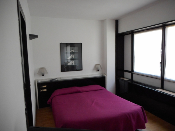 Imagen de la habitación del Hotel Valentino Du Parc. Foto 10