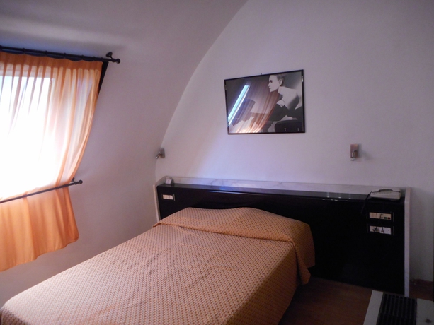 Imagen de la habitación del Hotel Valentino Du Parc. Foto 12