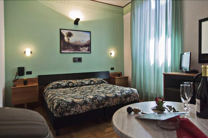 Imagen de la habitación del Hotel Valentino, Orvieto. Foto 10