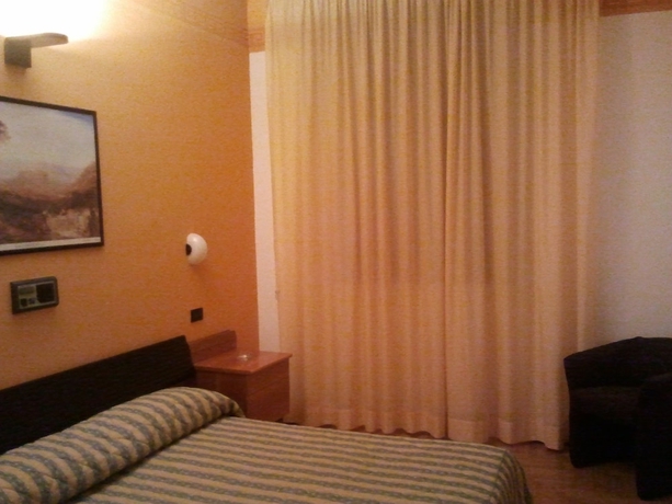 Imagen de la habitación del Hotel Valentino, Orvieto. Foto 12