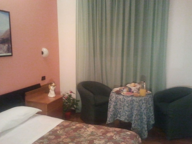 Imagen de la habitación del Hotel Valentino, Orvieto. Foto 14