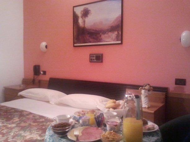 Imagen de la habitación del Hotel Valentino, Orvieto. Foto 15