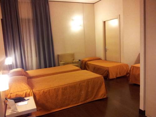 Imagen de la habitación del Hotel Valentino, Terni. Foto 9