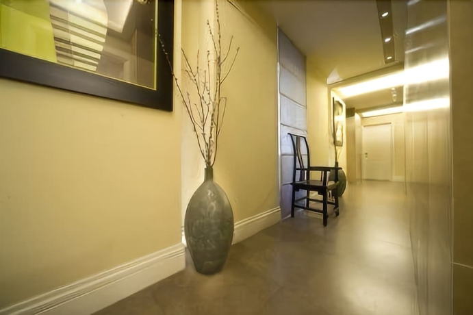 Imagen de los interiores del Hotel Valeri. Foto 17