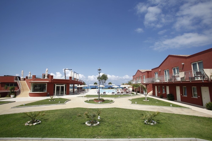 Imagen de los exteriores del Hotel Valeria Del Mar. Foto 6
