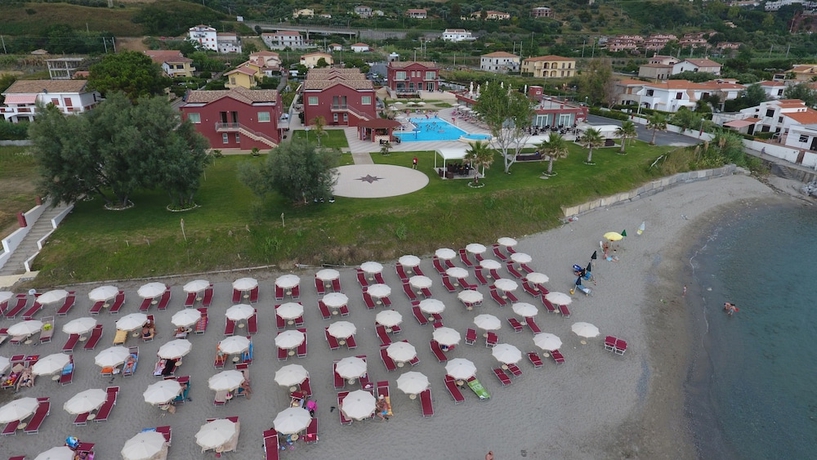Imagen de los exteriores del Hotel Valeria Del Mar. Foto 7