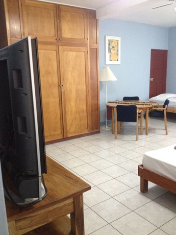 Imagen de la habitación del Hotel Valerie. Foto 12