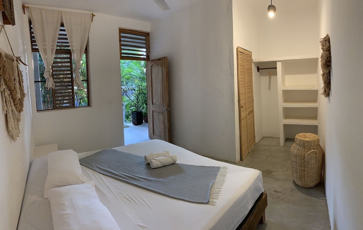 Imagen de la habitación del Hotel Valhalla Beach House. Foto 13