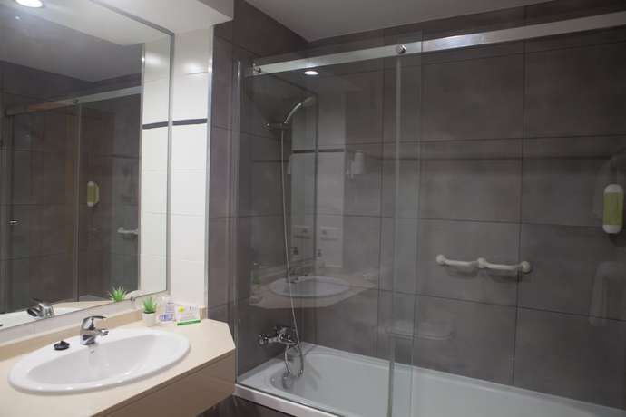 Imagen de la habitación del Hotel Valhotel Residencia Tiempo Libre El Puig. Foto 11