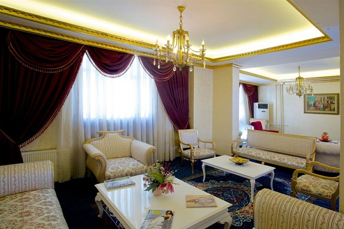 Imagen de los interiores del Hotel Valide. Foto 10