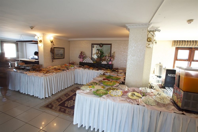 Imagen del bar/restaurante del Hotel Valide. Foto 2