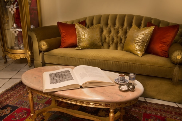 Imagen de los interiores del Hotel Valide Sultan Konagi. Foto 19