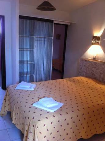 Imagen de la habitación del Hotel Valinco Village. Foto 3