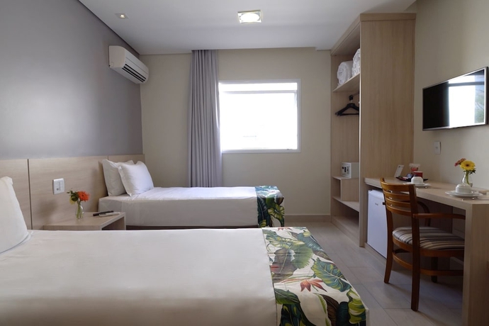 Imagen de la habitación del Hotel Valinhos Plaza. Foto 15