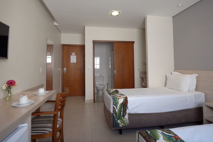 Imagen de la habitación del Hotel Valinhos Plaza. Foto 16