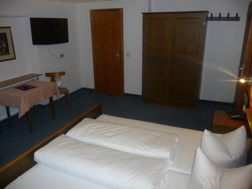 Imagen de la habitación del Hotel Valisera. Foto 5