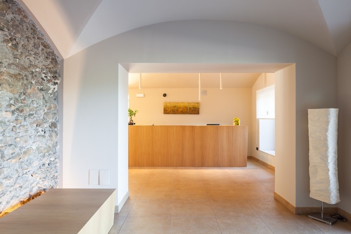 Imagen de los interiores del Hotel Vall De Bas. Foto 13