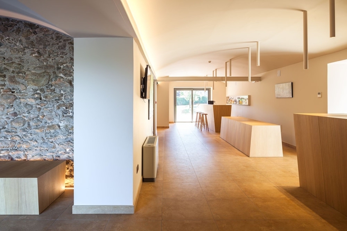 Imagen de los interiores del Hotel Vall De Bas. Foto 16