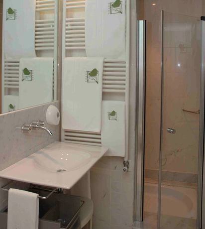 Imagen de la habitación del Hotel Vall Fosca. Foto 9