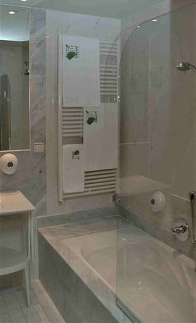 Imagen de la habitación del Hotel Vall Fosca. Foto 14