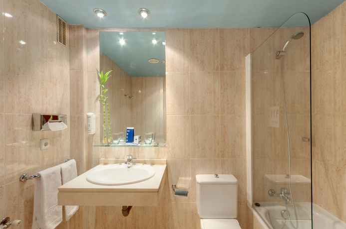 Imagen de la habitación del Hotel Valladolid Sofía Parquesol. Foto 2