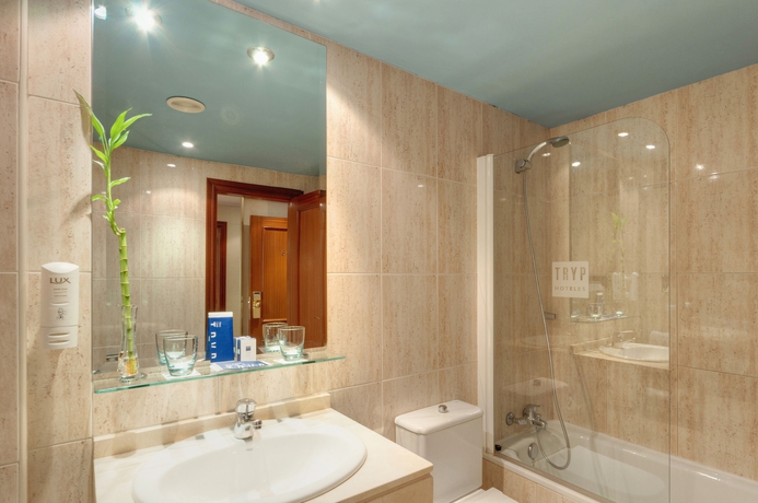 Imagen de la habitación del Hotel Valladolid Sofía Parquesol. Foto 8