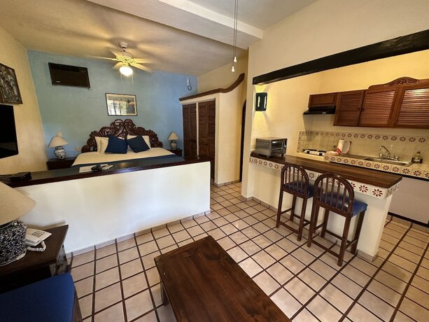 Imagen de la habitación del Hotel Vallarta Sun Suites. Foto 20