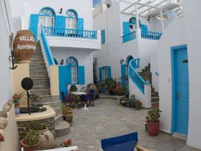 Imagen de los exteriores del Hotel Vallas Apartments and Villas. Foto 10