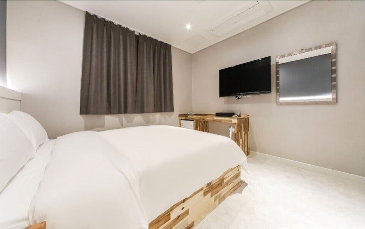 Imagen de la habitación del Hotel Vallas and Guest House. Foto 9