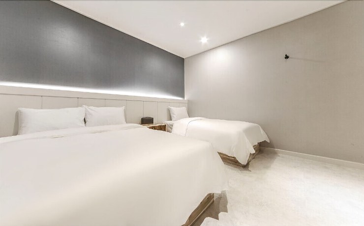 Imagen de la habitación del Hotel Vallas and Guest House. Foto 11