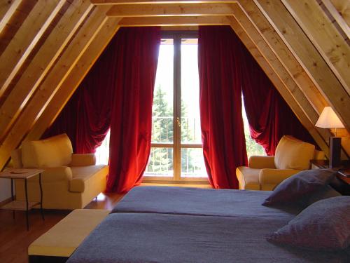 Imagen de la habitación del Hotel Valle De Izas. Foto 5