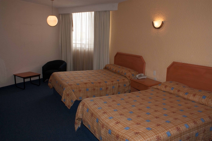 Imagen de la habitación del Hotel Valle De Mexico Toreo. Foto 7