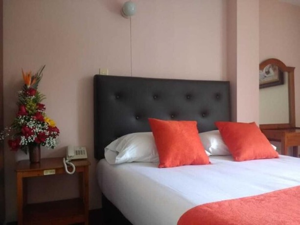 Imagen de la habitación del Hotel Valle De Pubenza. Foto 10