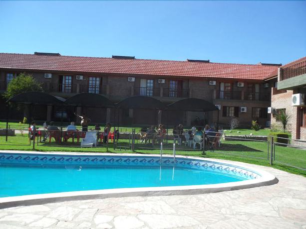 Imagen de la piscina del Hotel Valle Del Sol, Merlo. Foto 20