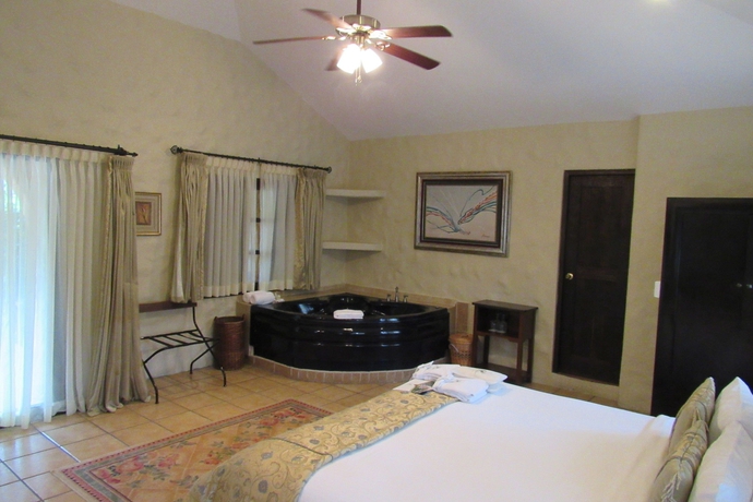 Imagen de la habitación del Hotel Valle Escondido Resort Golf and Spa. Foto 11