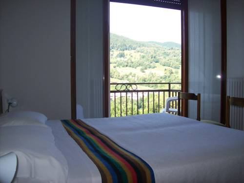 Imagen de la habitación del Hotel Valle Intelvi. Foto 12