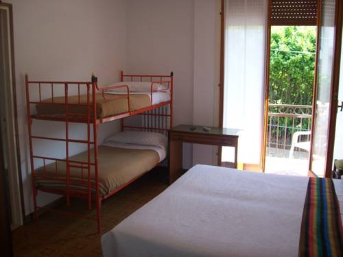 Imagen de la habitación del Hotel Valle Intelvi. Foto 13