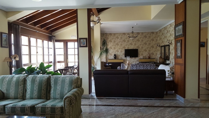 Imagen de los interiores del Hotel Valle Las Luiñas. Foto 16