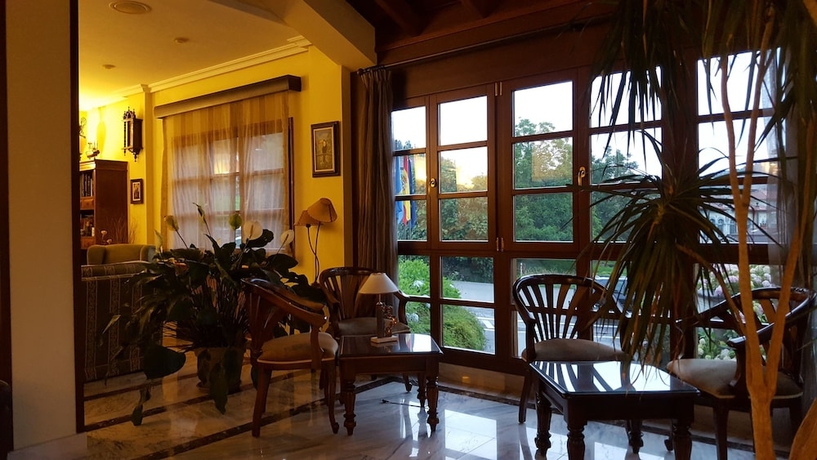 Imagen de los interiores del Hotel Valle Las Luiñas. Foto 18