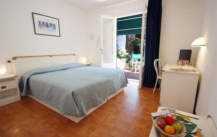 Imagen de la habitación del Hotel Valle Verde. Foto 9