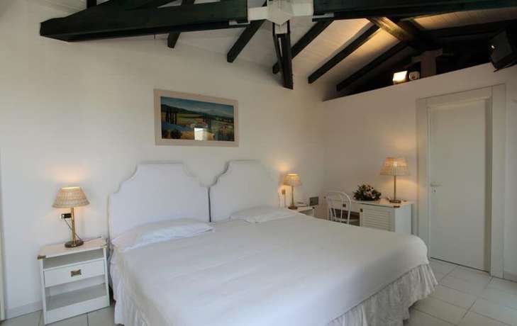 Imagen de la habitación del Hotel Valle Verde. Foto 16